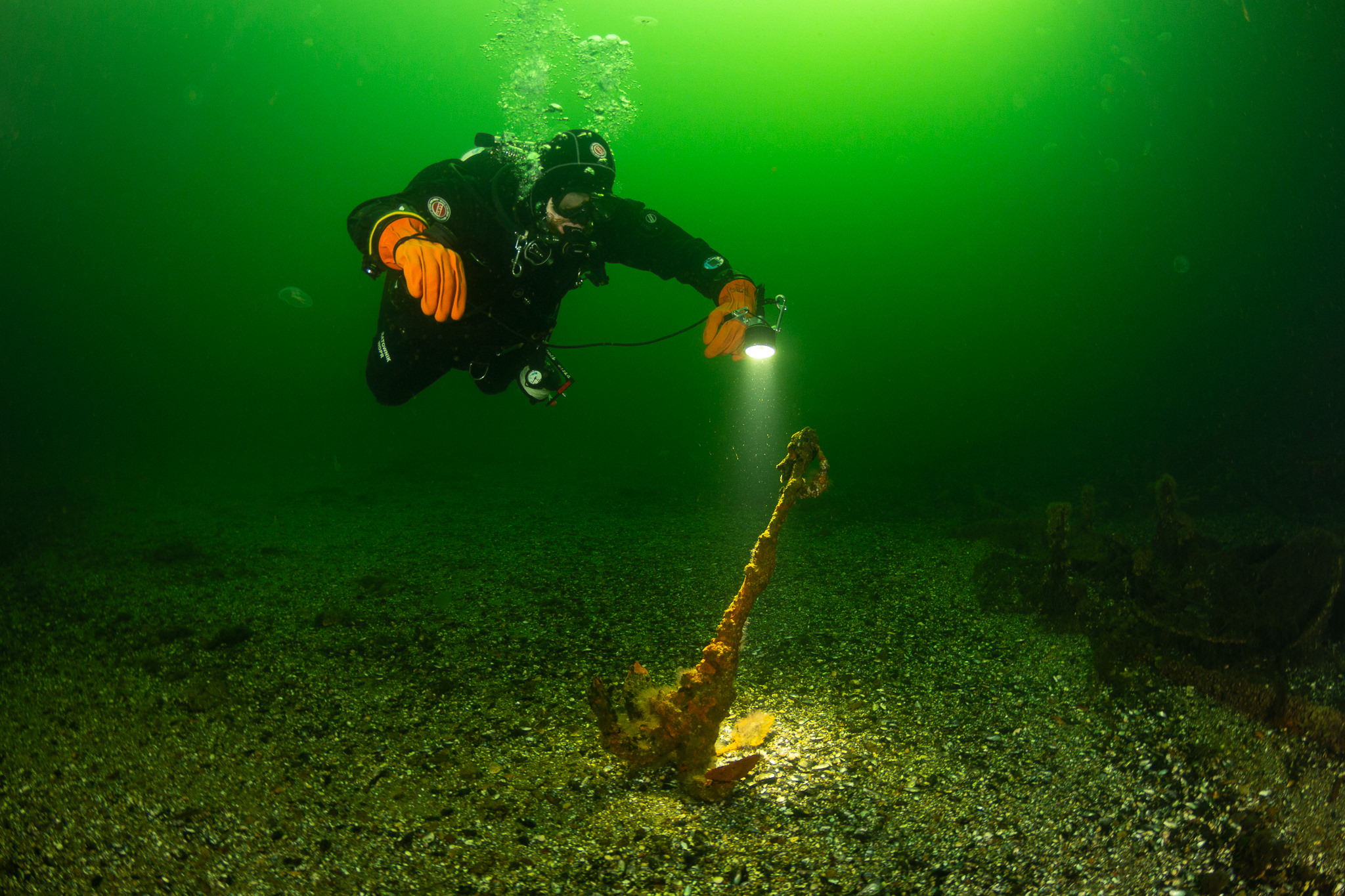 Torpedownia Hexengrund, kotwica rybacka