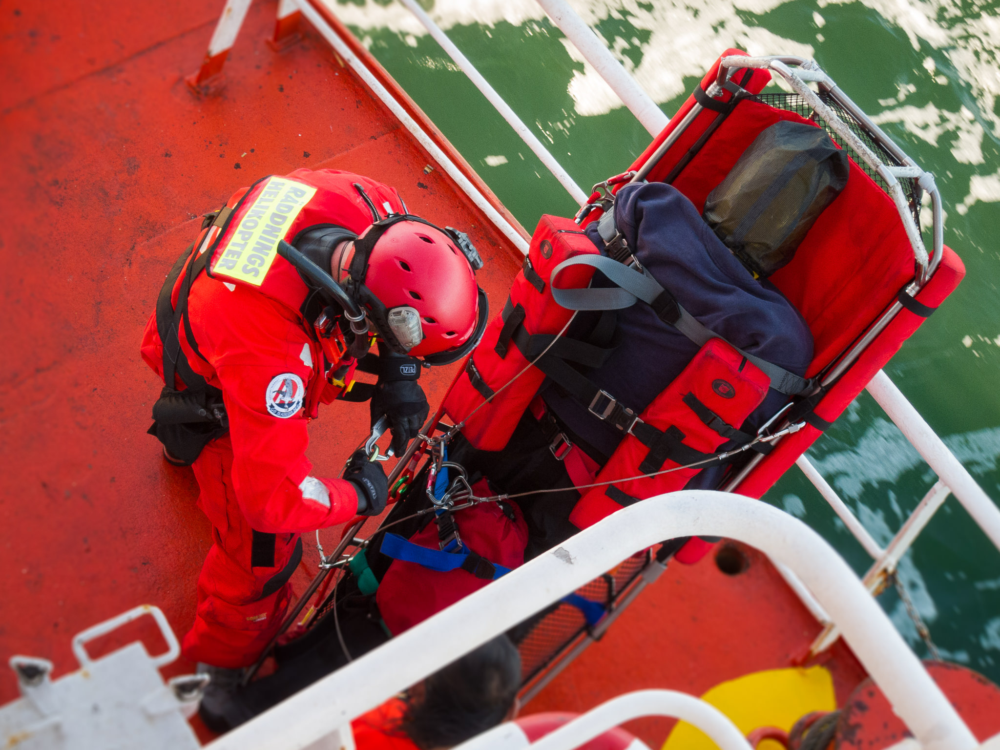 Ćwiczenia ratownictawa morskiego